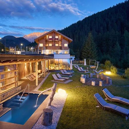 Hotel Comploj Adults Only Selva di Val Gardena Exteriör bild