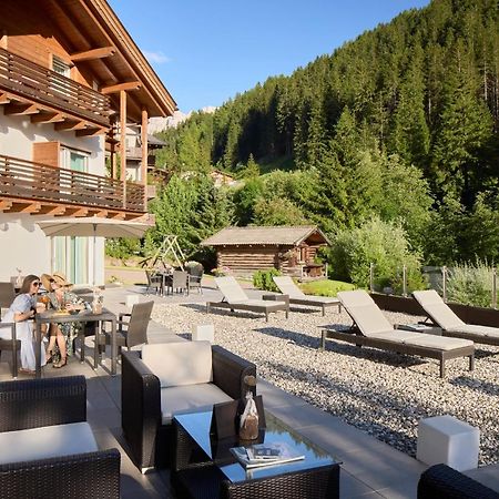 Hotel Comploj Adults Only Selva di Val Gardena Exteriör bild